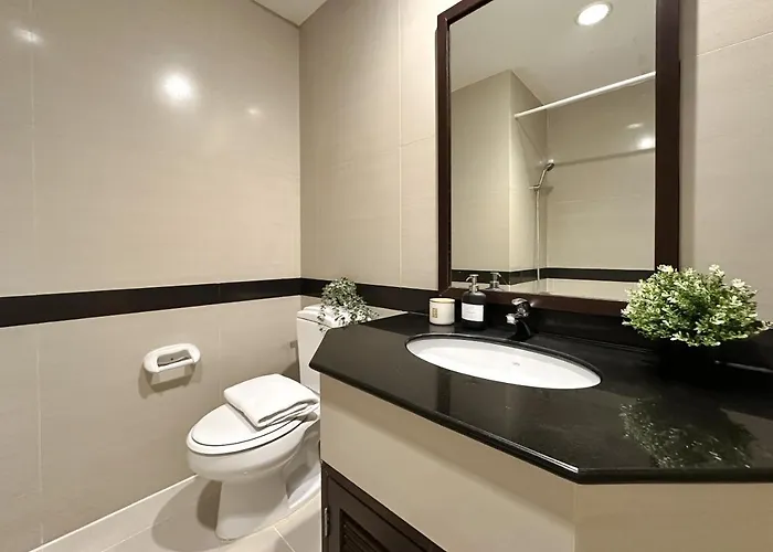 Vibrant Modern 57 Sqm - Ultra Fast Wifi - Bts Thonglor