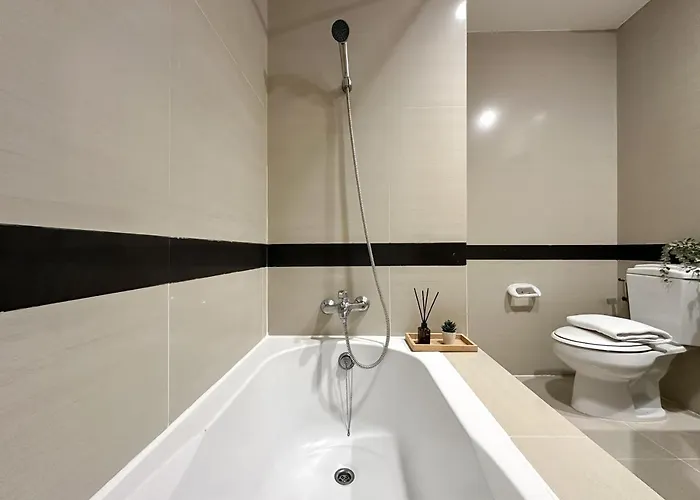 Vibrant Modern 57 Sqm - Ultra Fast Wifi - Bts Thonglor アパート
