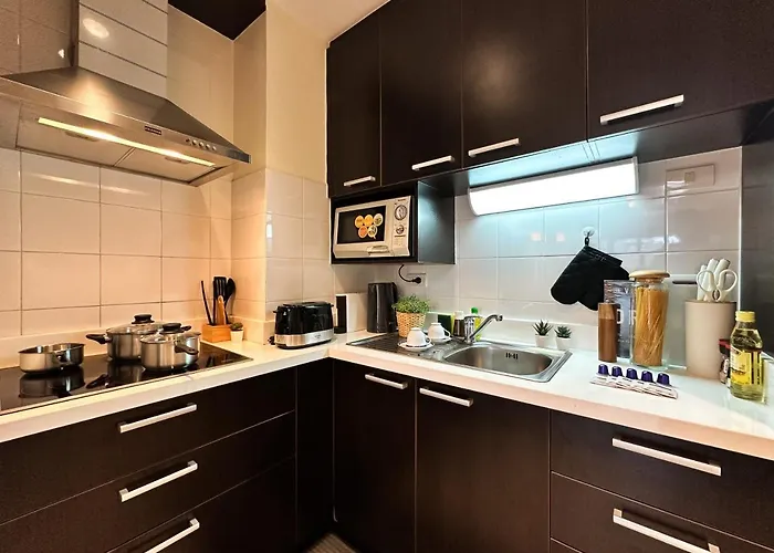 Vibrant Modern 57 Sqm - Ultra Fast Wifi - Bts Thonglor *
