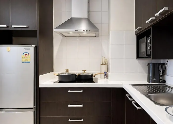 Vibrant Modern 57 Sqm - Ultra Fast Wifi - Bts Thonglor *