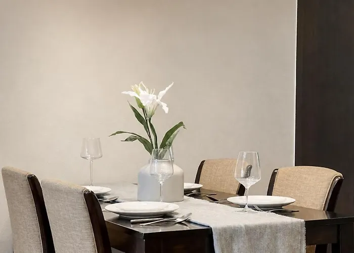Vibrant Modern 57 Sqm - Ultra Fast Wifi - Bts Thonglor アパート *