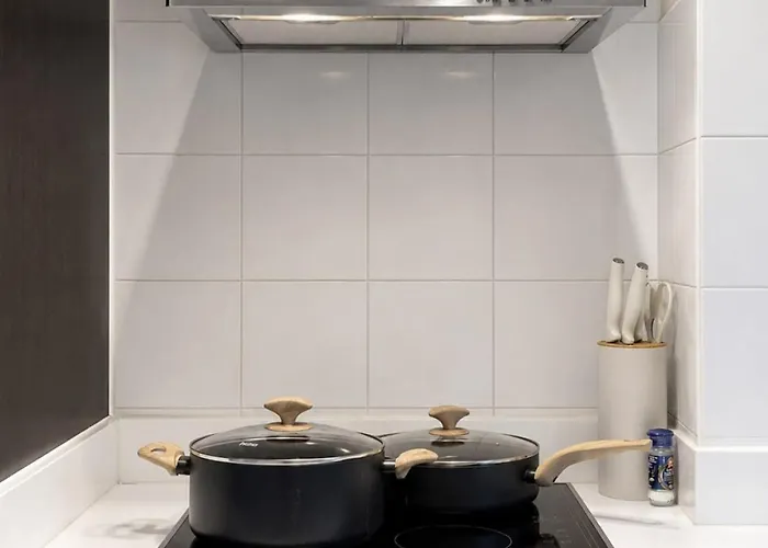 Vibrant Modern 57 Sqm - Ultra Fast Wifi - Bts Thonglor アパート *