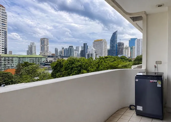 Vibrant Modern 57 Sqm - Ultra Fast Wifi - Bts Thonglor アパート バンコク都